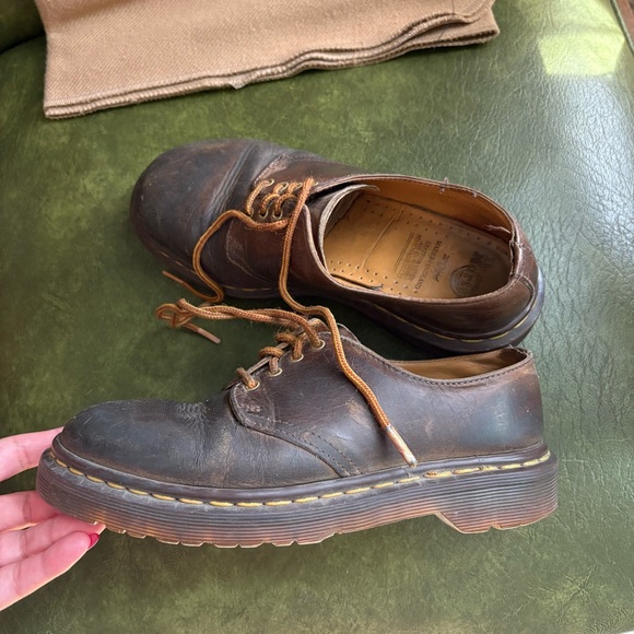 VTG Dr Martens Doc Boots Brown Leather Oxford Chunky England Classic Y2K sz 6.5 - Picture 1 of 6